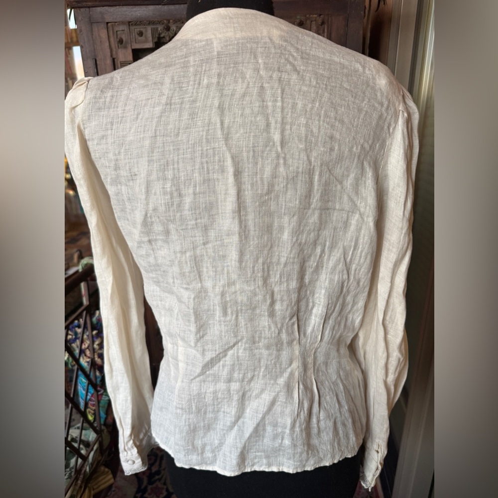 Linen & Lace - Picture 5 of 9